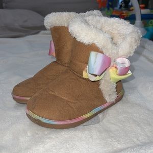 SALE ✨ Kids Ugg Style Fur Boots - Rainbow Bow Boots